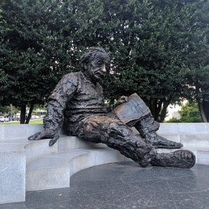 Meet your Posher, Sam